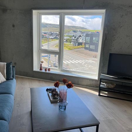 New 2 Bedroom Apt - Ocean And Mountain View Torshavn Exterior photo